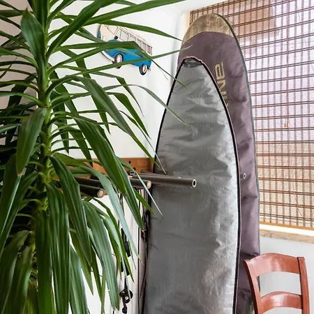 Sunny Place- Walking Distance To The Beach Apartment